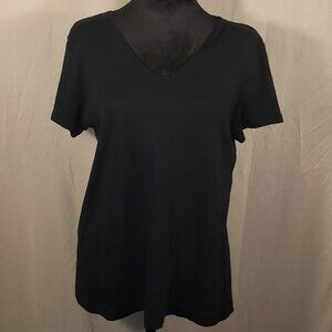 Chico's Black V-Neck Tee Size 2